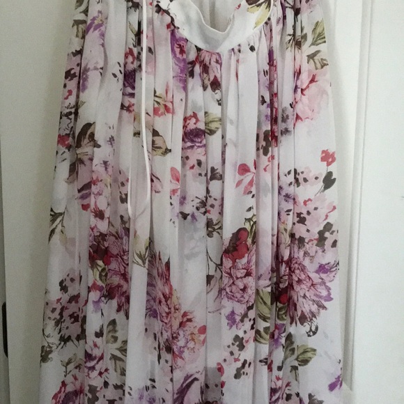 Floral maxi dress open back - Picture 6 of 7